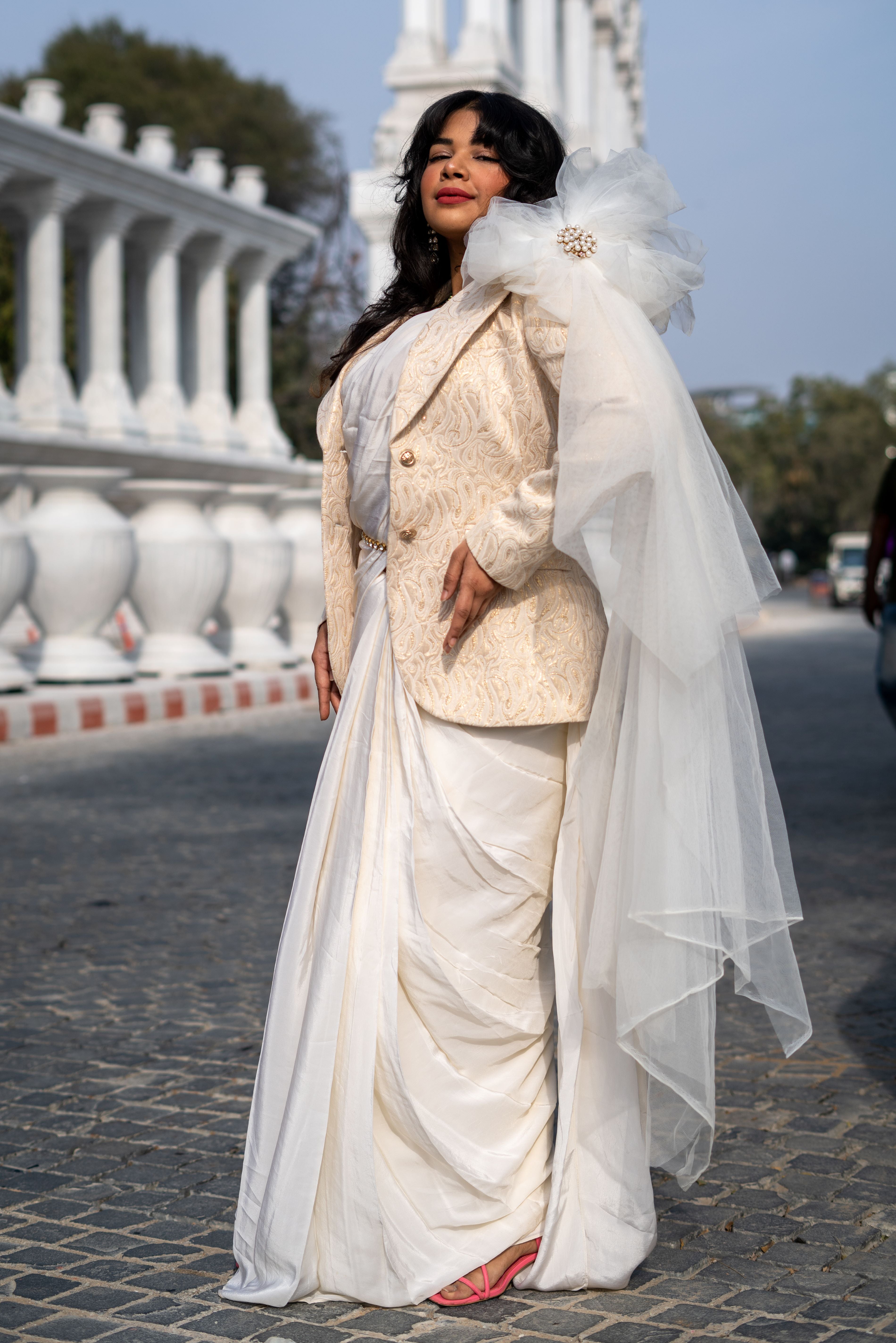 Women Saree Blazers Jackets - Buy Women Saree Blazers Jackets online in  India