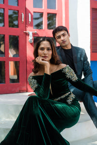 Emerald Green Velvet Off-Shoulder Gown !