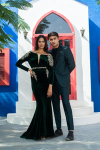 Emerald Green Velvet Off-Shoulder Gown !