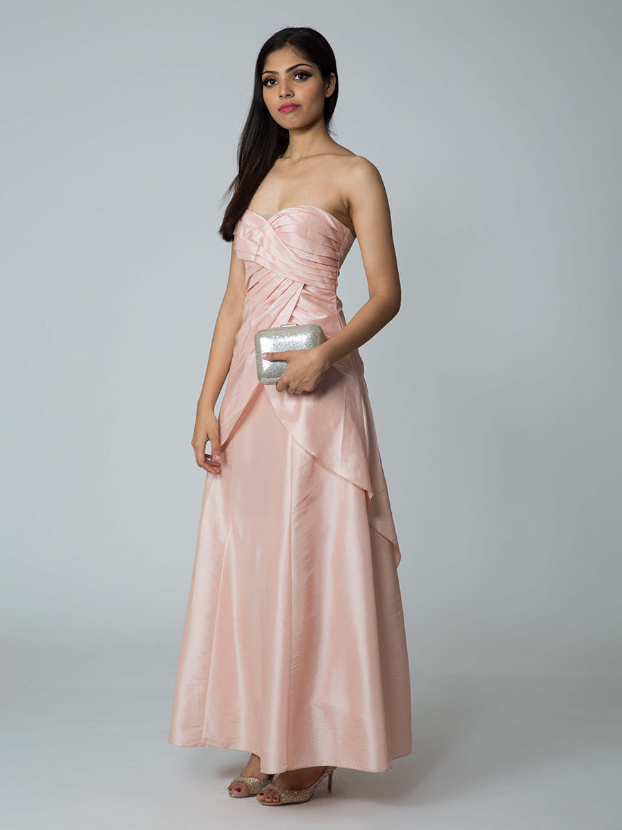 TCR Light Pink Sweetheart Neckline Gown!